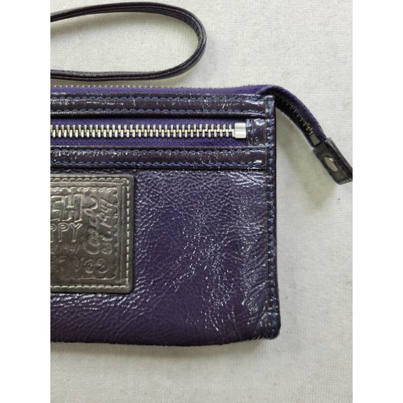 Coach Poppy Women's Deep Blue Patent Leather Zip Up Wristlet Credit Card Slots - Picture 5 of 11